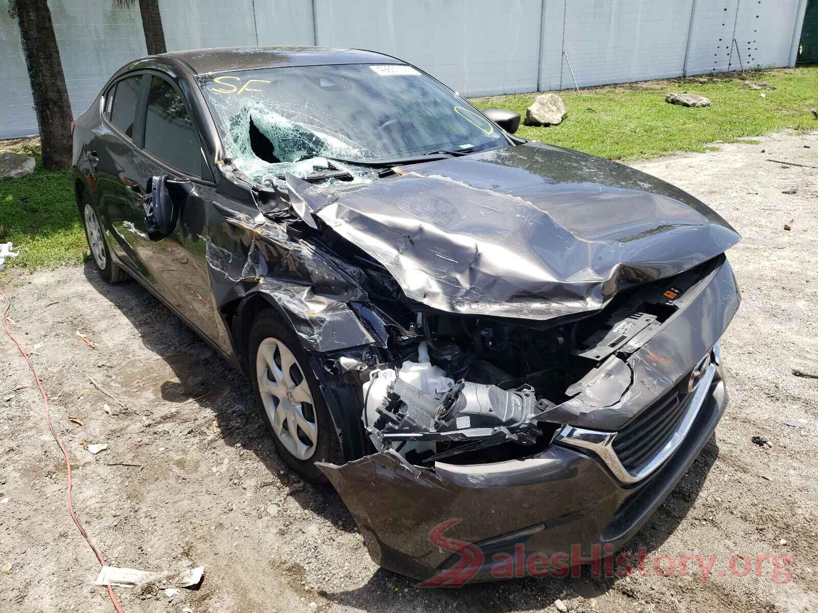 3MZBN1U73JM164622 2018 MAZDA 3