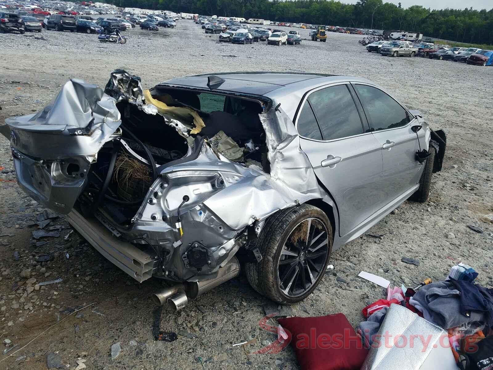 4T1B61HKXKU811279 2019 TOYOTA CAMRY