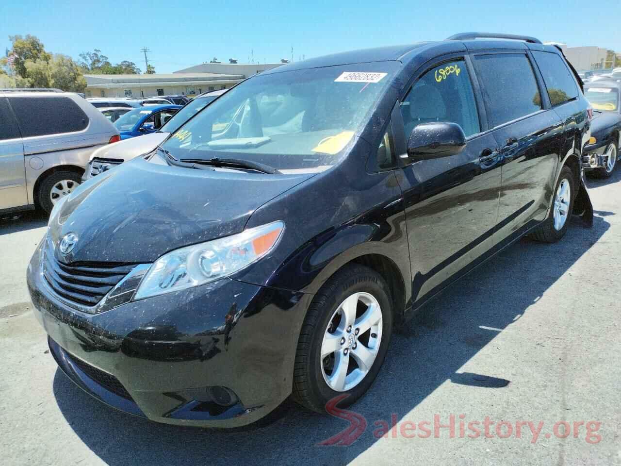 5TDKZ3DC1HS778191 2017 TOYOTA SIENNA