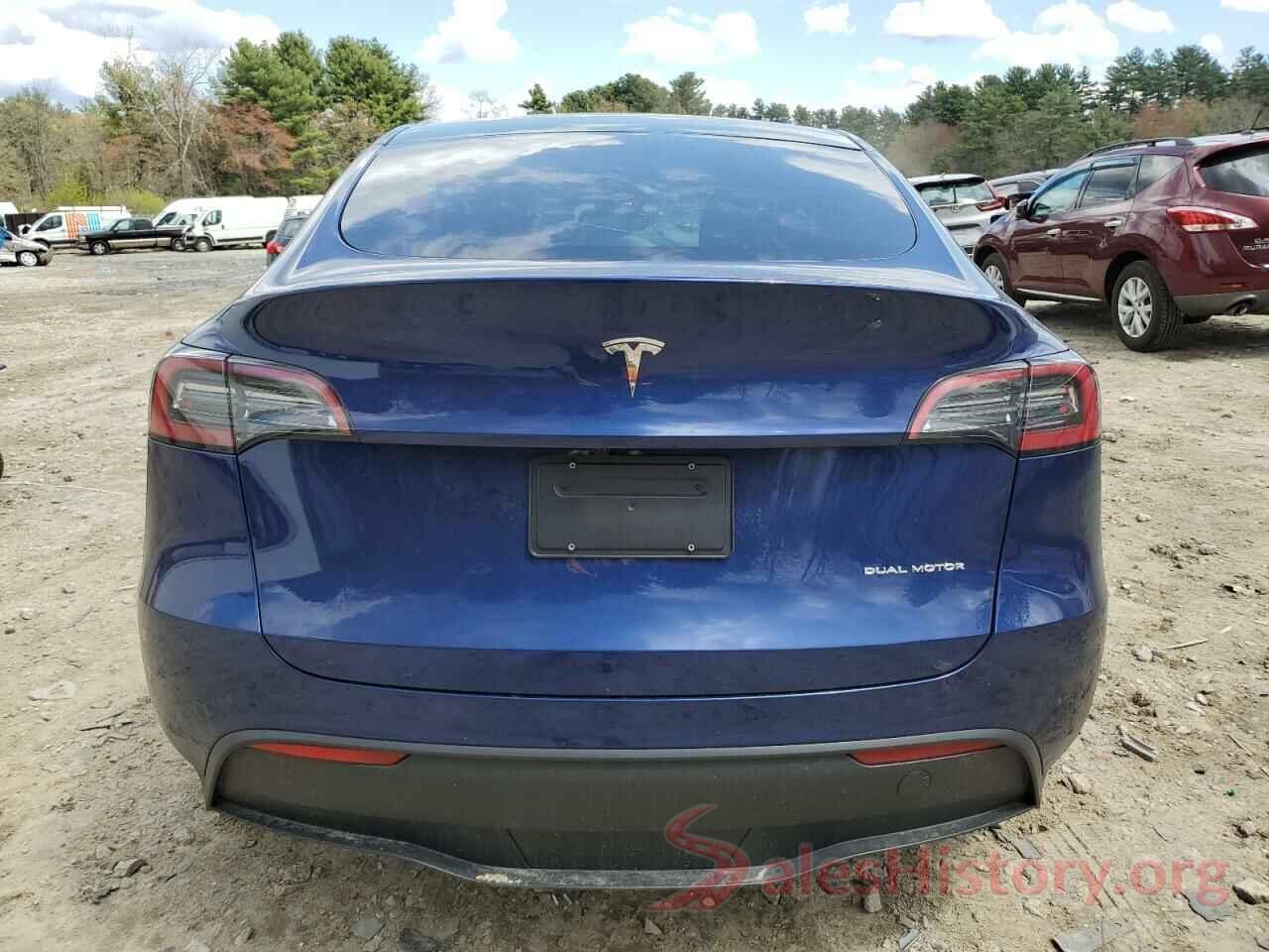 7SAYGDEE8PA080492 2023 TESLA MODEL Y