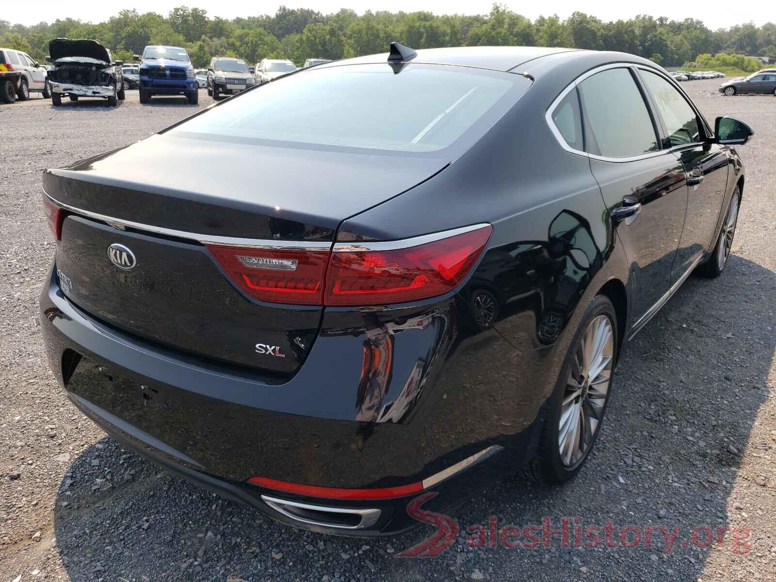 KNALC4J17J5097413 2018 KIA CADENZA