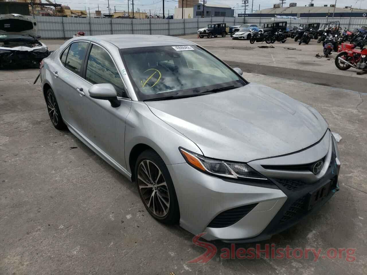 JTNB11HK6J3038331 2018 TOYOTA CAMRY