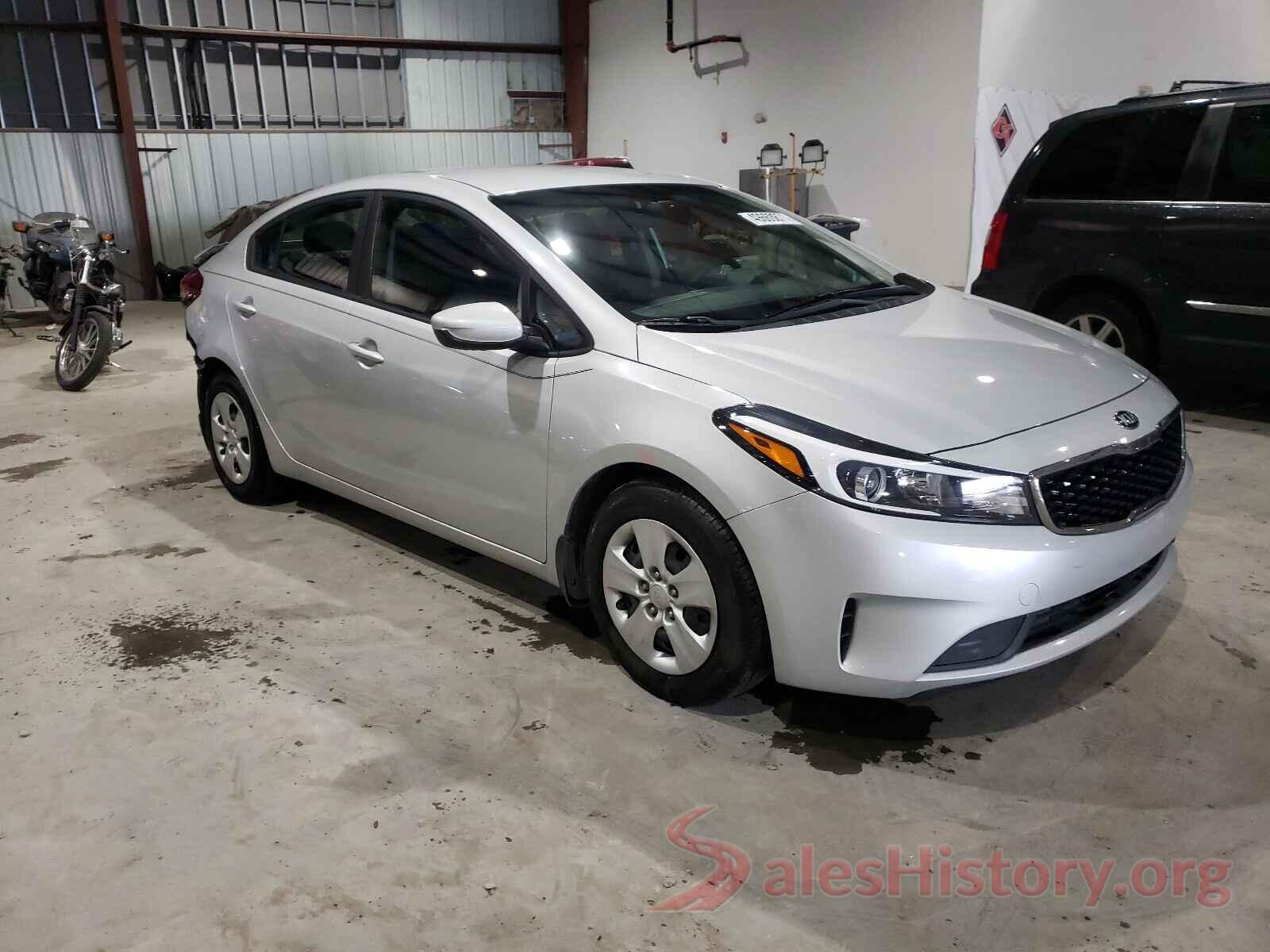 3KPFK4A74HE114089 2017 KIA FORTE