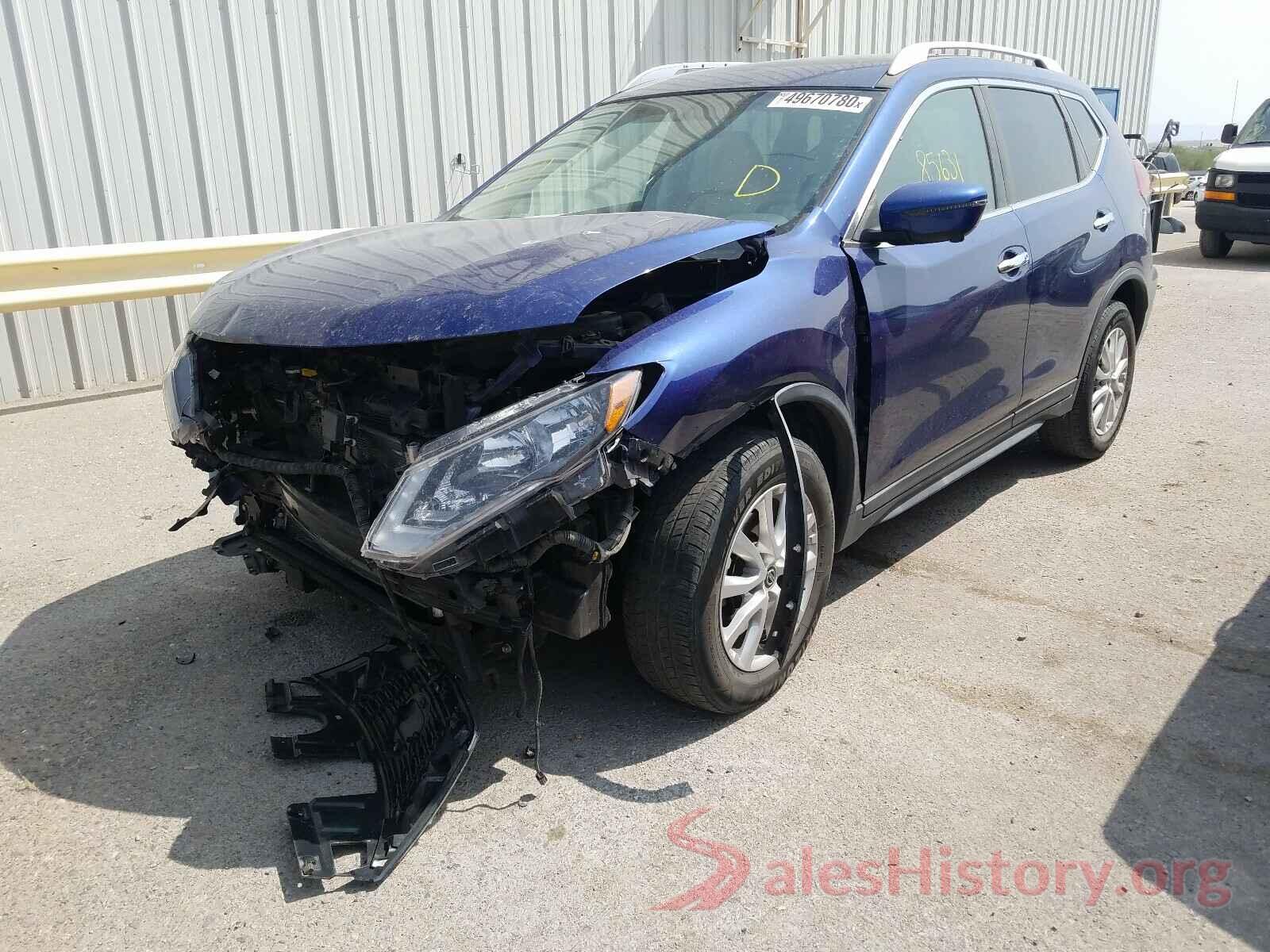 KNMAT2MT6JP588636 2018 NISSAN ROGUE