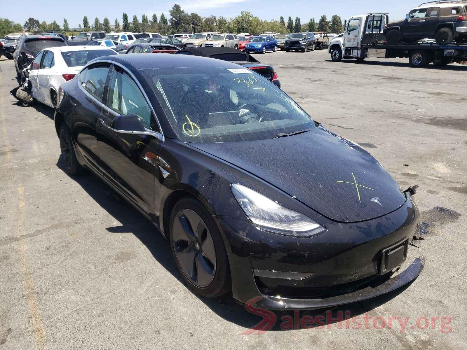 5YJ3E1EAXJF026372 2018 TESLA MODEL 3