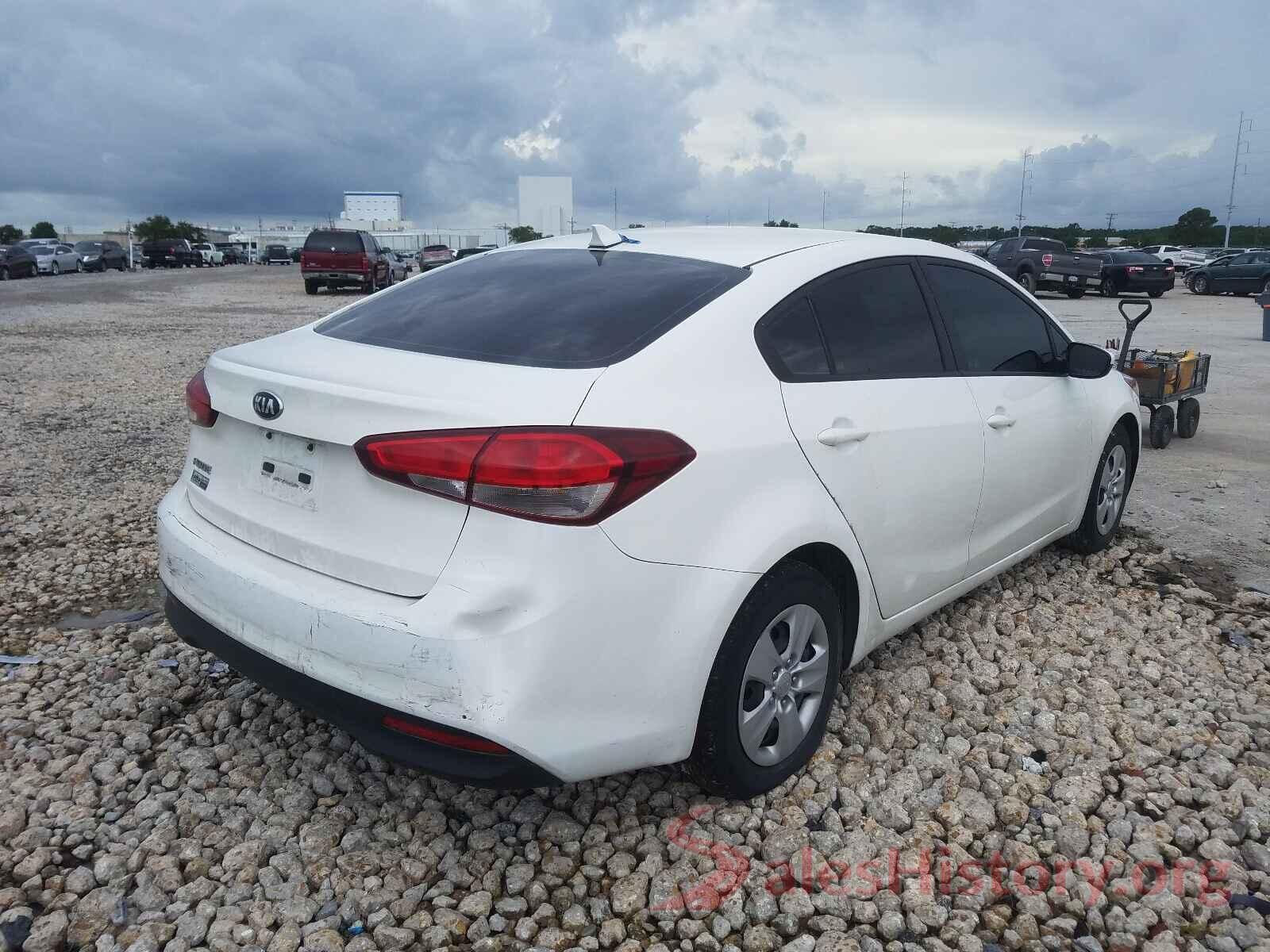 3KPFK4A74HE129658 2017 KIA FORTE