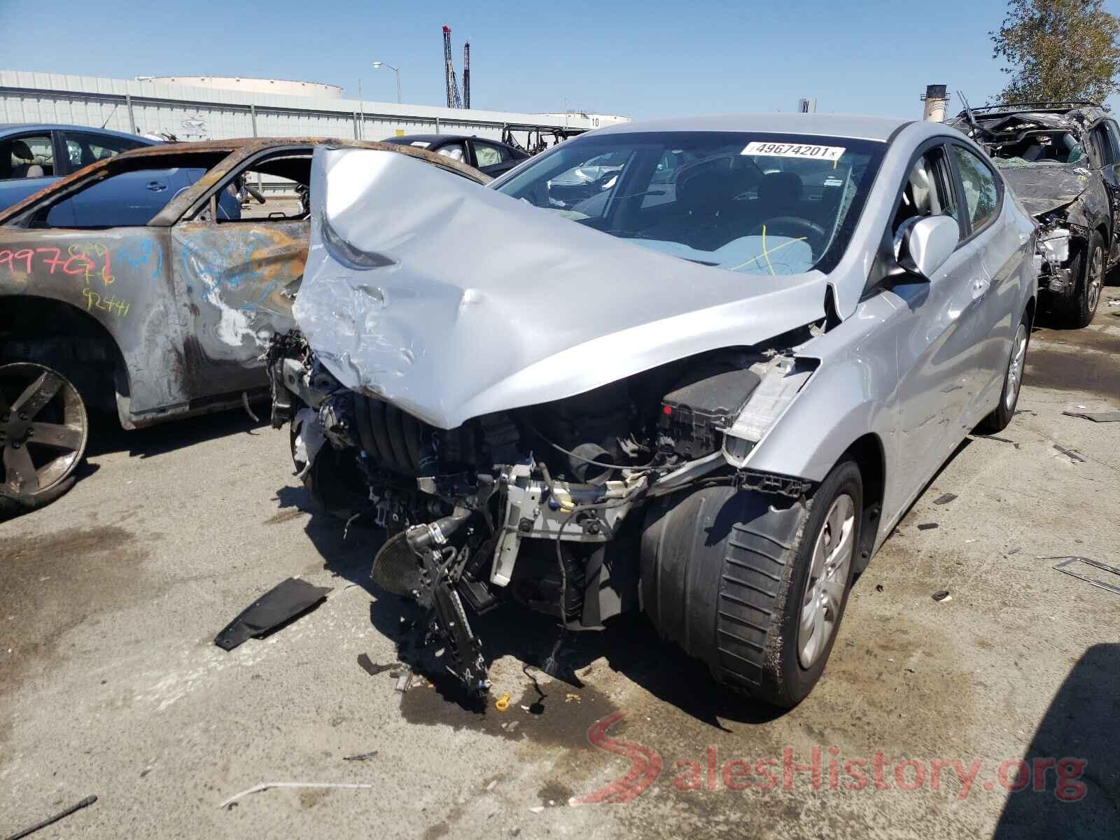 5NPDH4AE3GH699682 2016 HYUNDAI ELANTRA