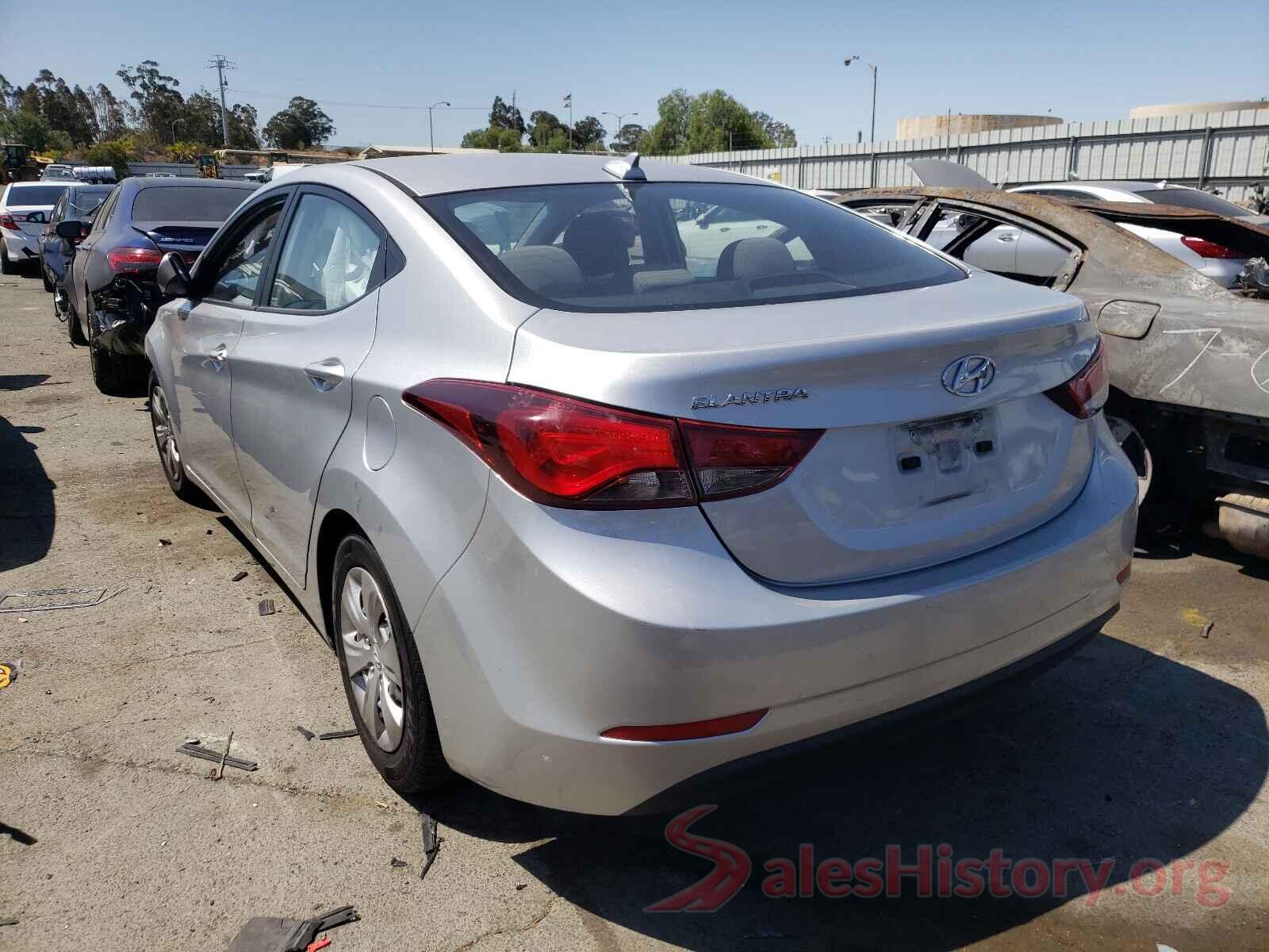 5NPDH4AE3GH699682 2016 HYUNDAI ELANTRA