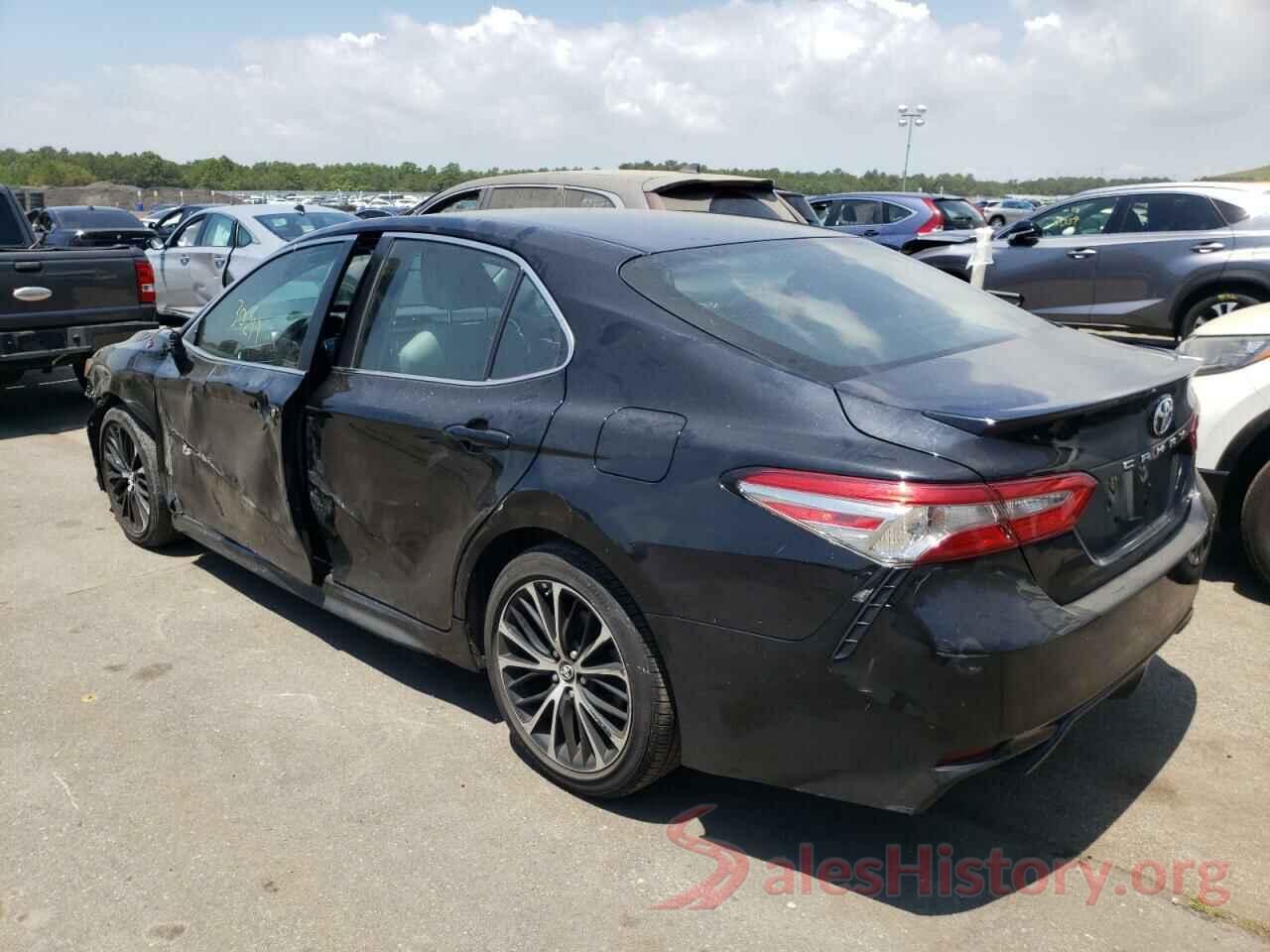 4T1B11HK1JU610948 2018 TOYOTA CAMRY