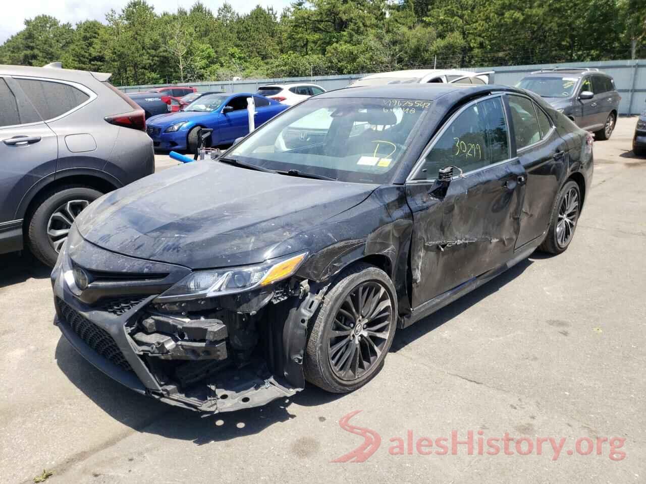 4T1B11HK1JU610948 2018 TOYOTA CAMRY