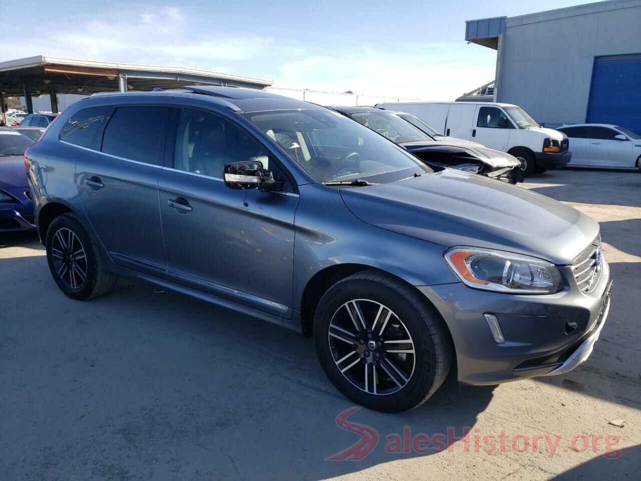 YV440MDR4H2225861 2017 VOLVO XC60