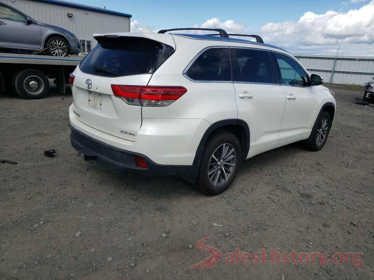 5TDJZRFH7JS560785 2018 TOYOTA HIGHLANDER