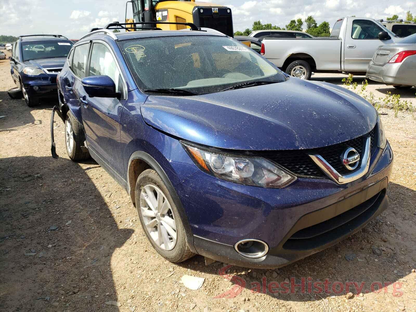 JN1BJ1CR3JW208607 2018 NISSAN ROGUE