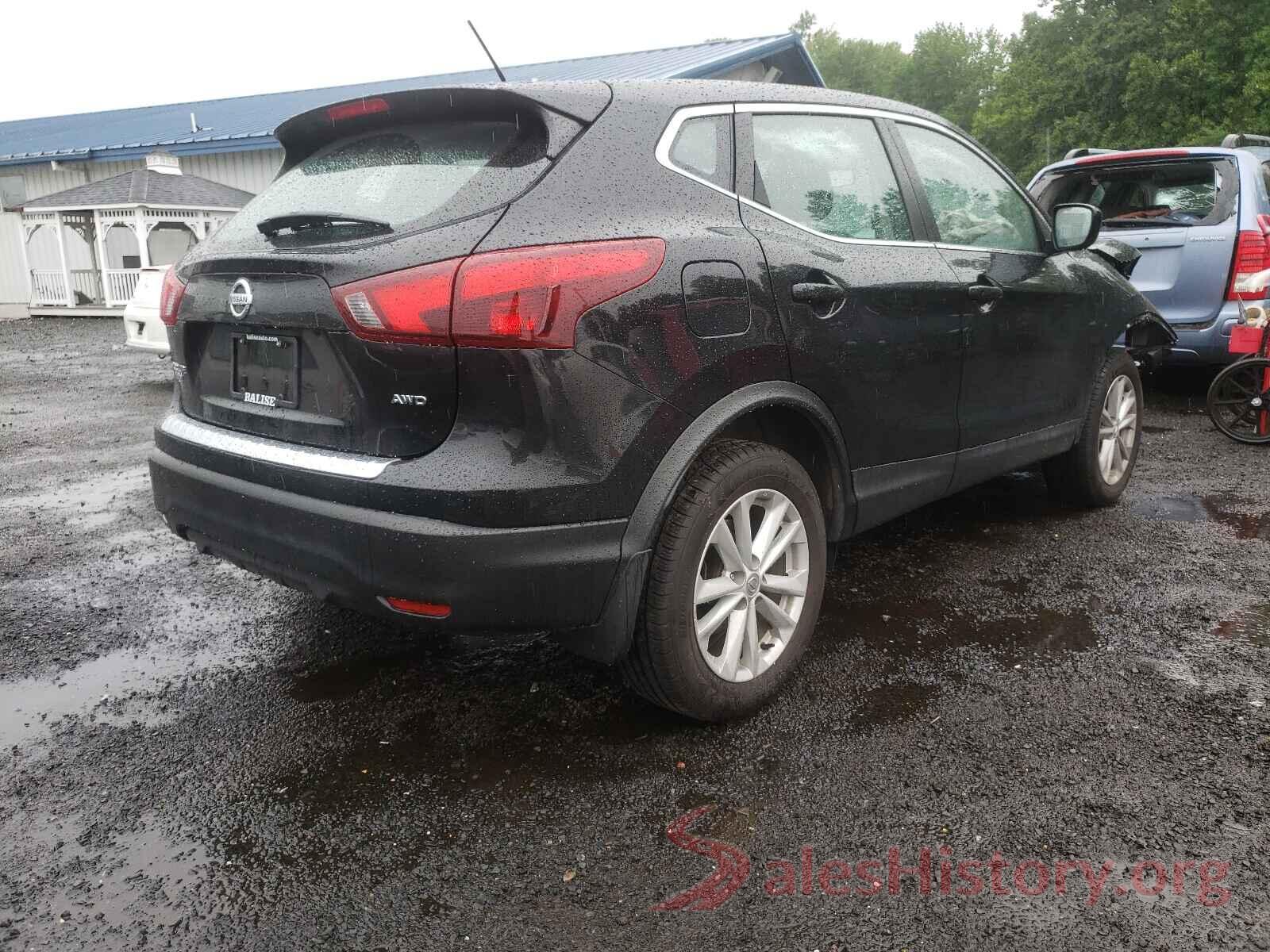 JN1BJ1CR1HW141435 2017 NISSAN ROGUE