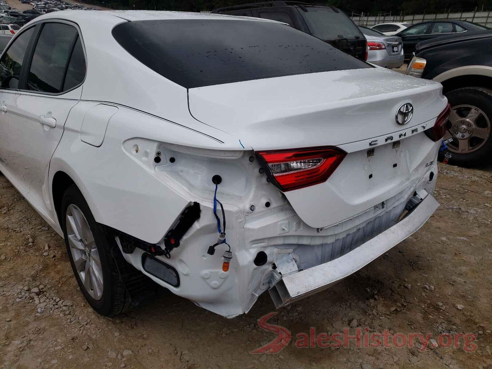 4T1B11HK3JU574101 2018 TOYOTA CAMRY