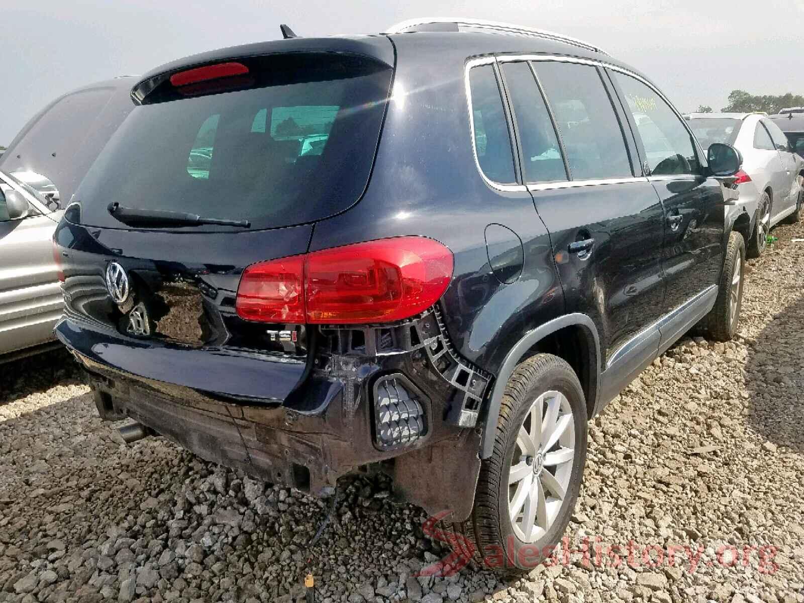 WVGRV7AX4HK010300 2017 VOLKSWAGEN TIGUAN