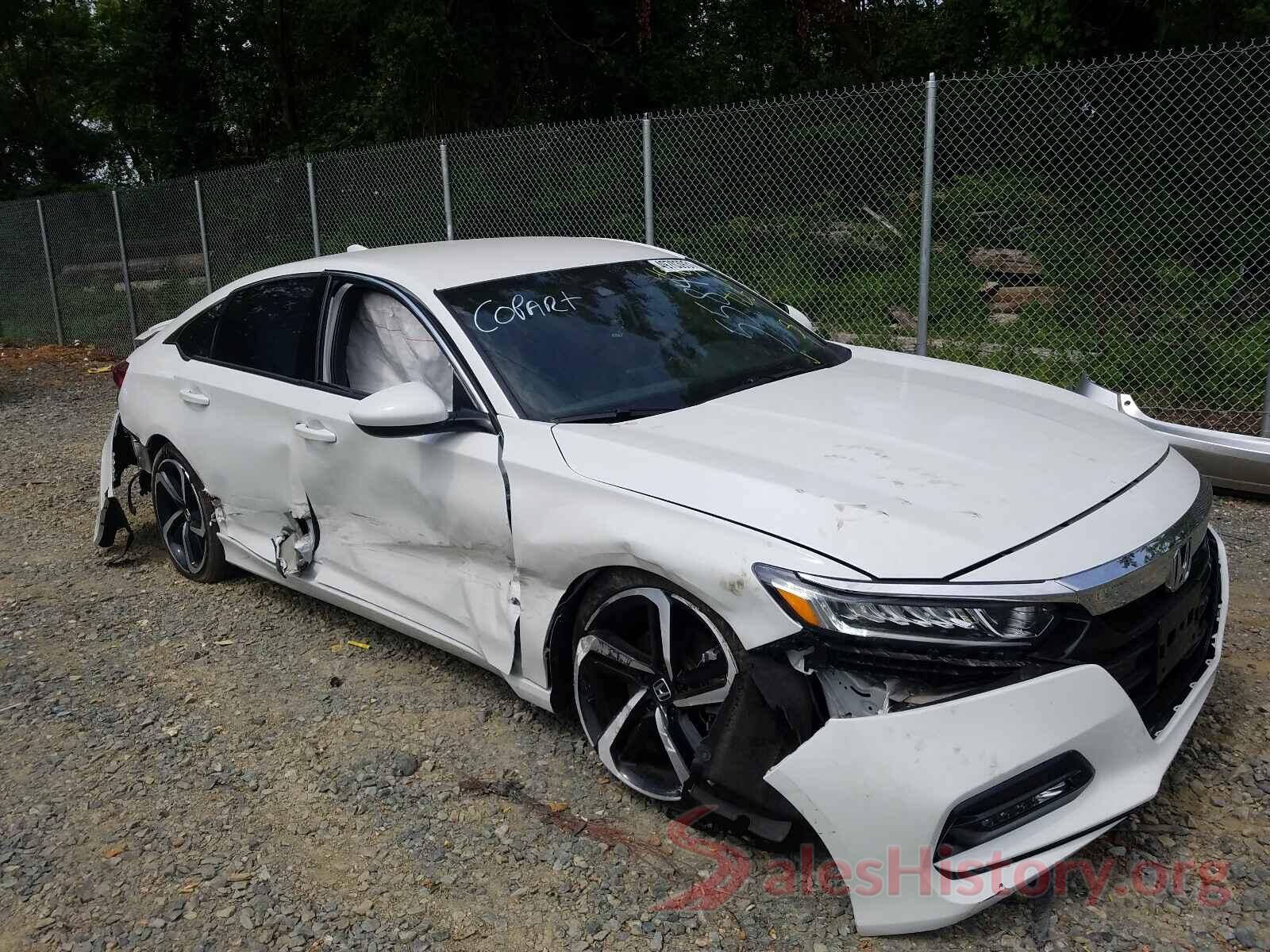 1HGCV1F3XJA255841 2018 HONDA ACCORD