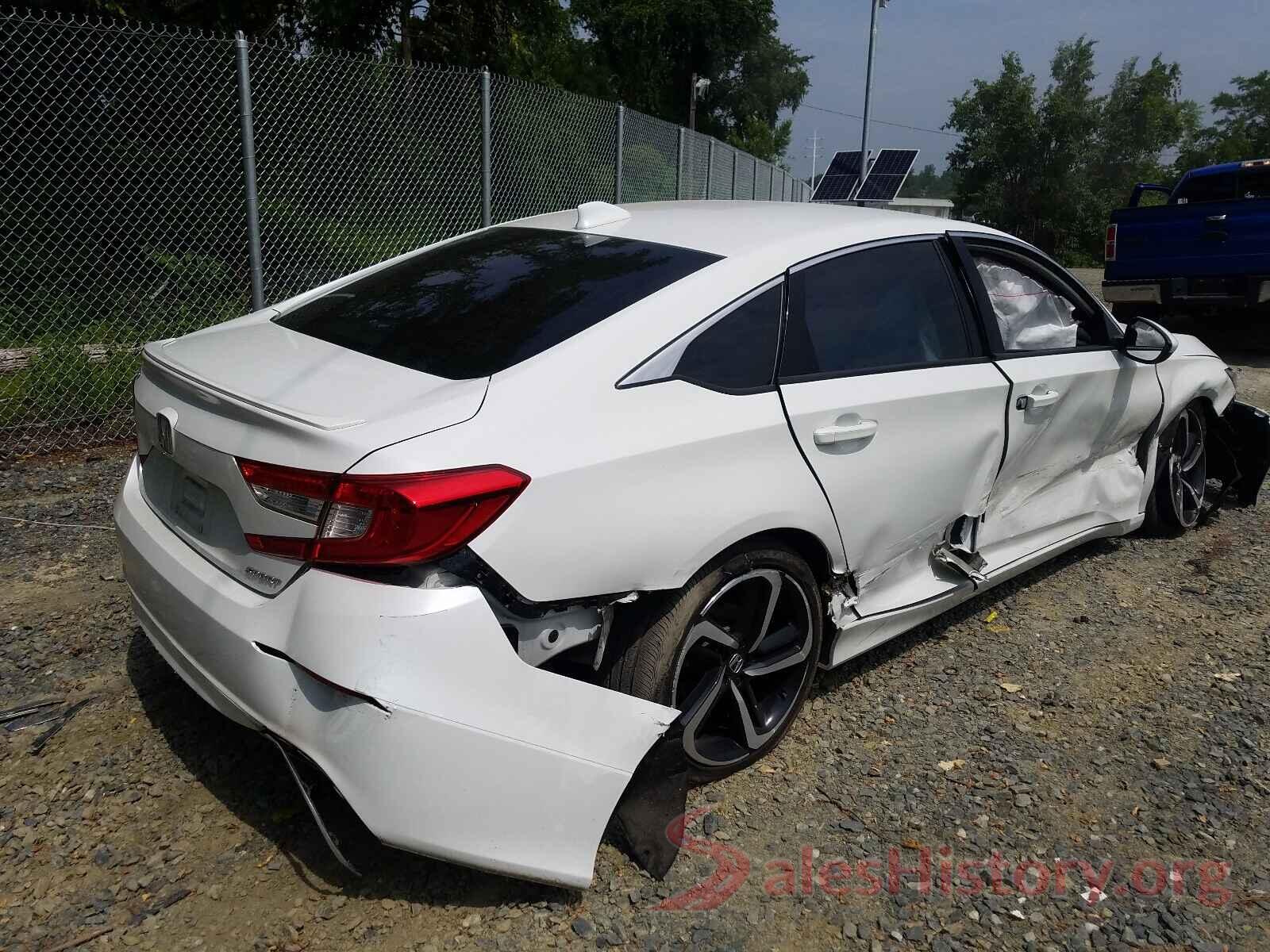 1HGCV1F3XJA255841 2018 HONDA ACCORD