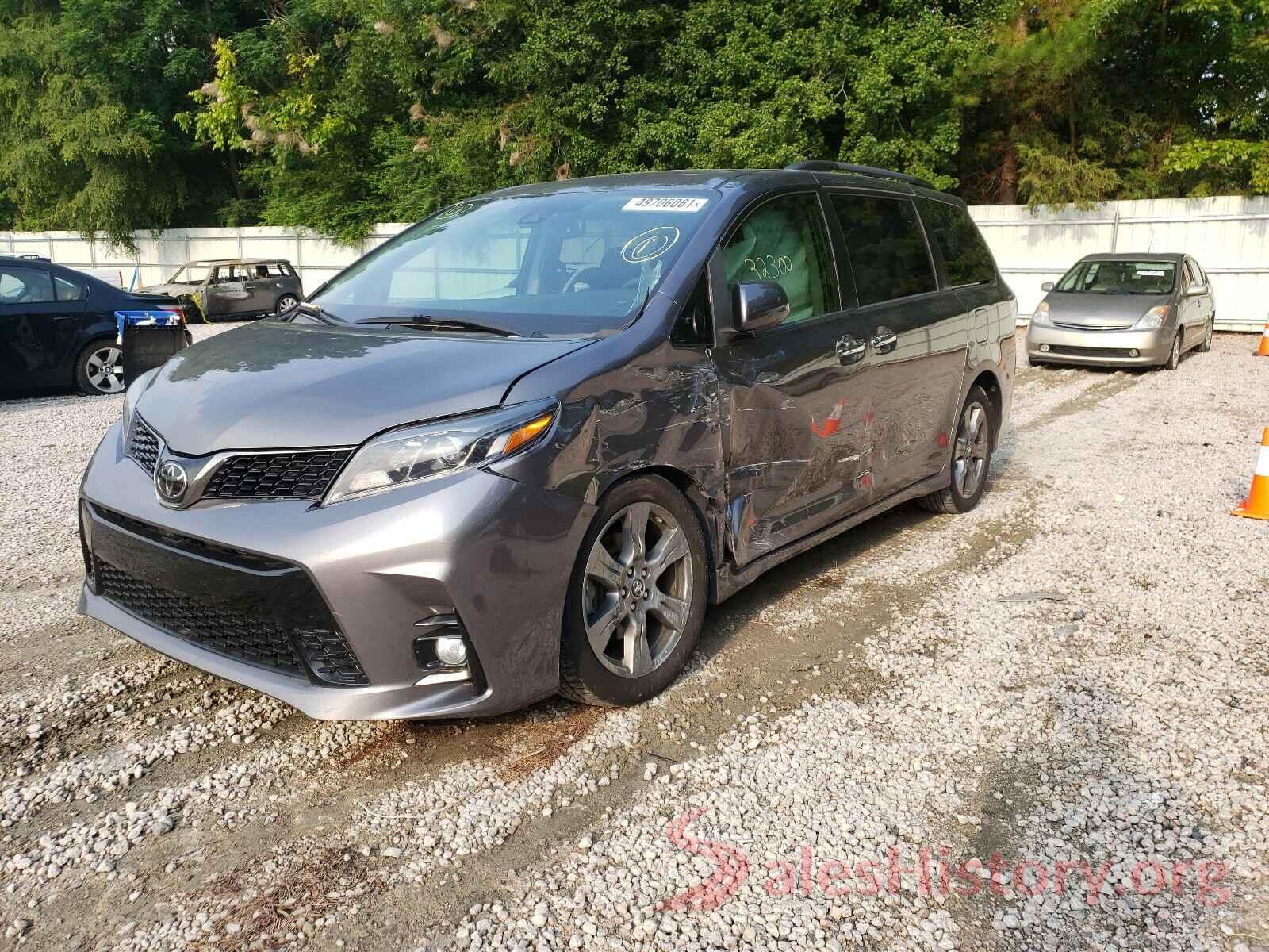 5TDXZ3DC5JS921767 2018 TOYOTA SIENNA