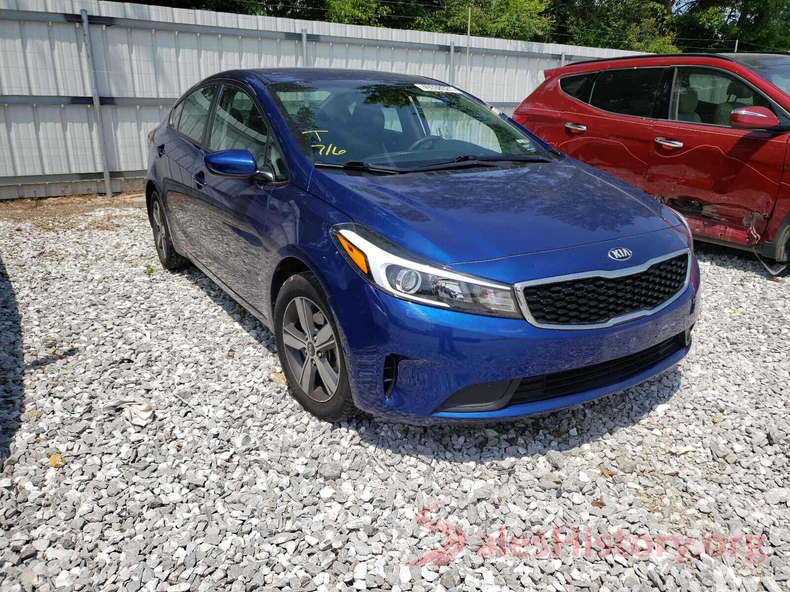 3KPFL4A75JE256230 2018 KIA FORTE