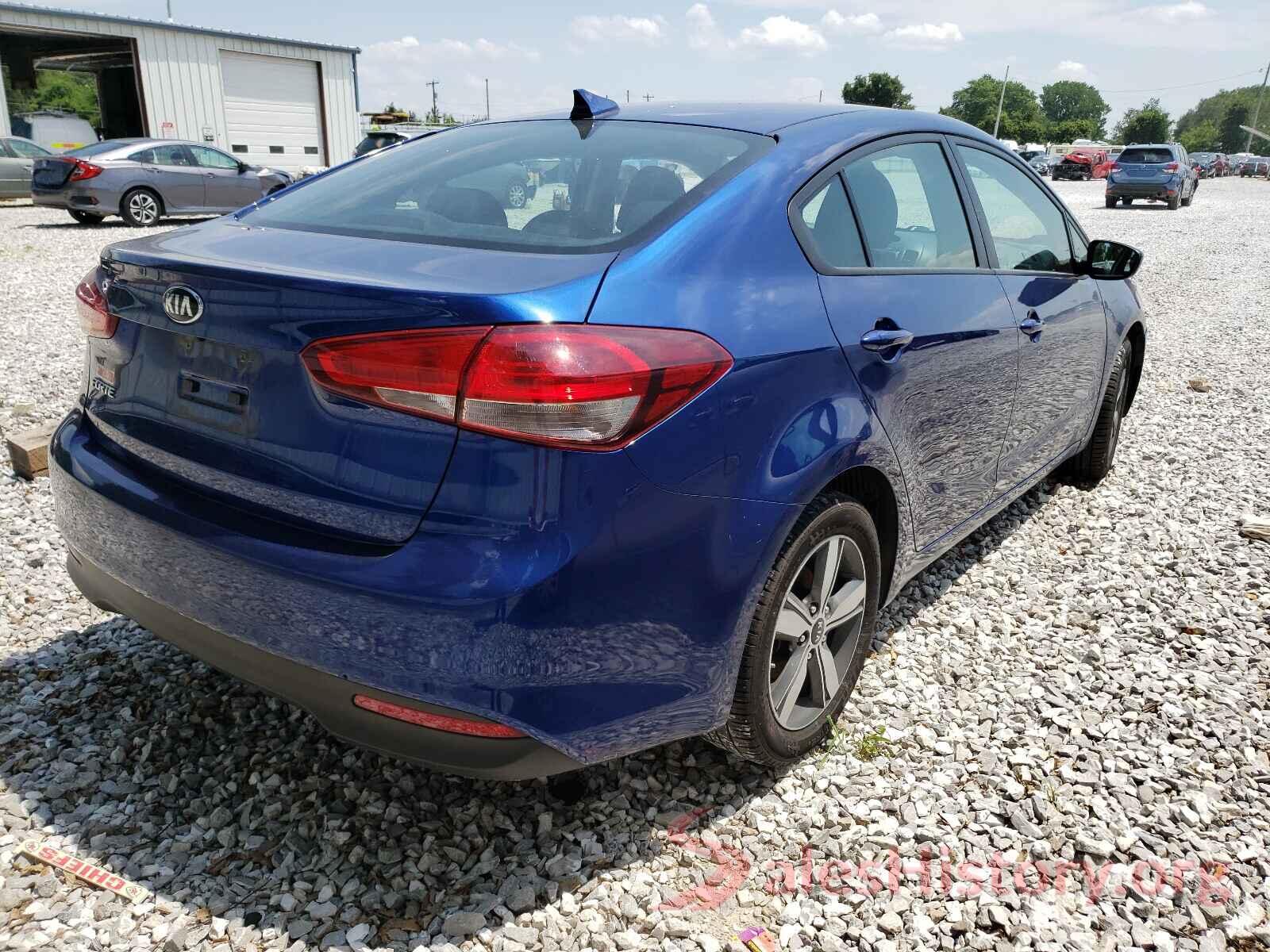 3KPFL4A75JE256230 2018 KIA FORTE