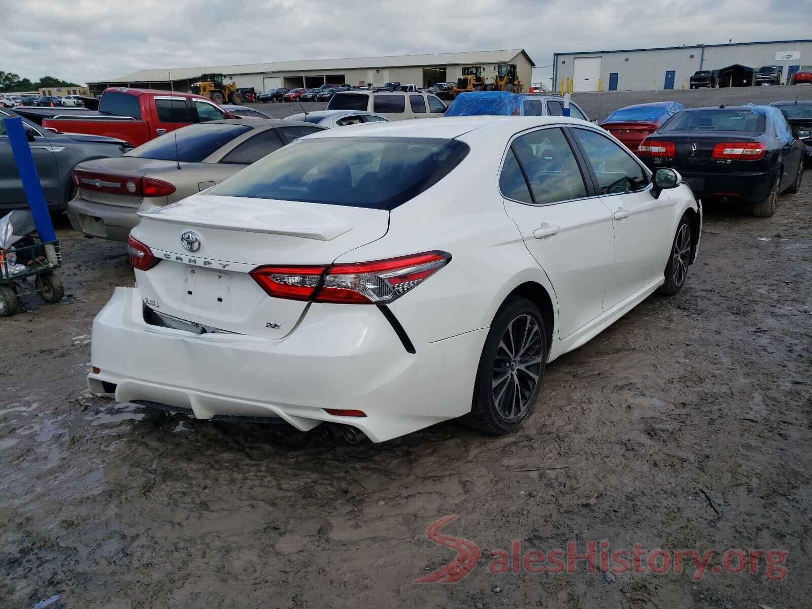 JTNB11HK2J3000272 2018 TOYOTA CAMRY