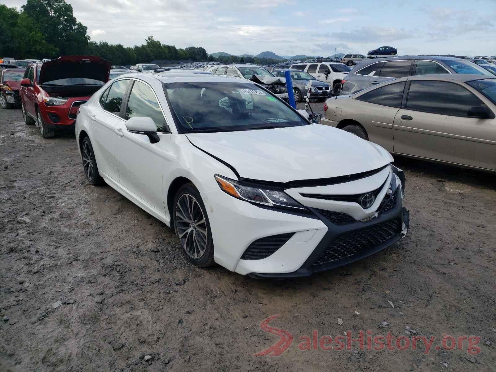 JTNB11HK2J3000272 2018 TOYOTA CAMRY