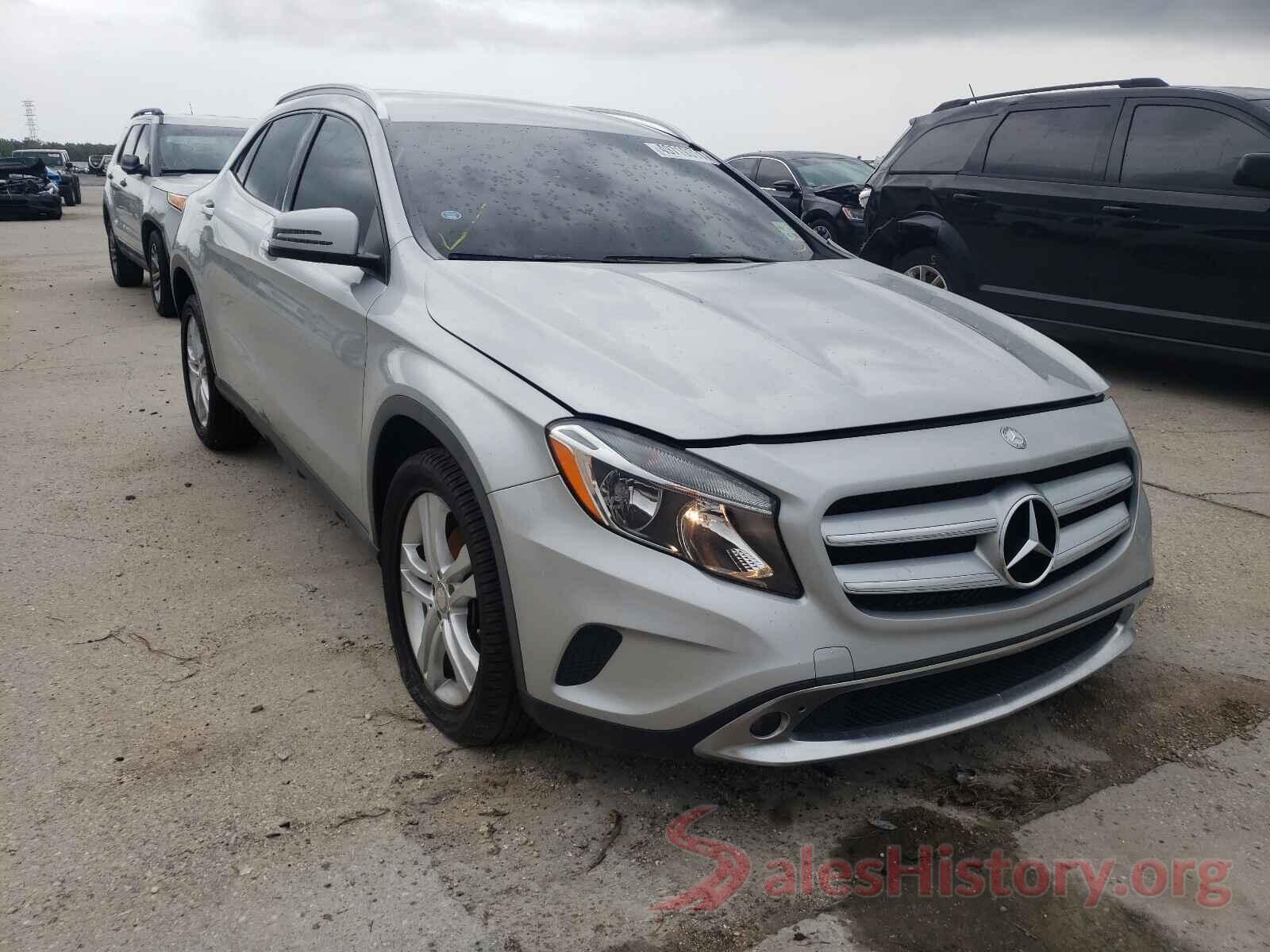 WDCTG4EB1HJ359593 2017 MERCEDES-BENZ GLA-CLASS