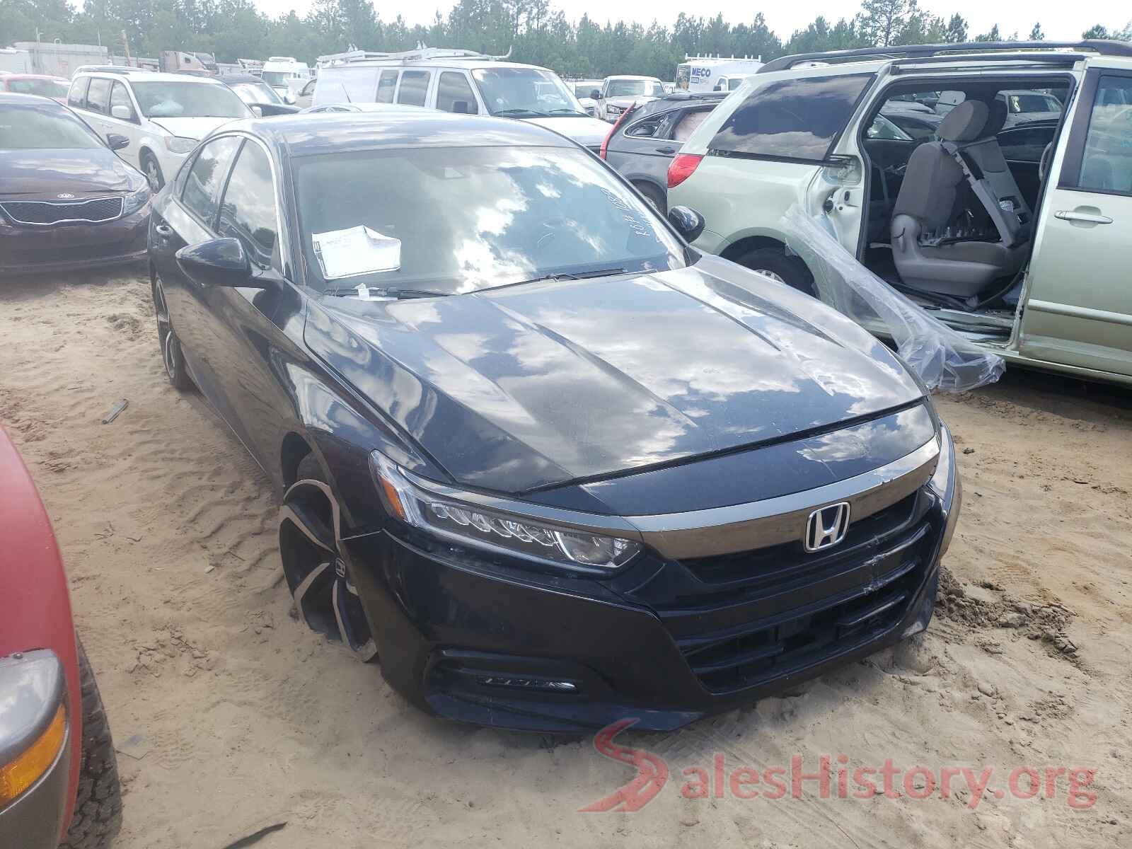 1HGCV1F31JA267960 2018 HONDA ACCORD