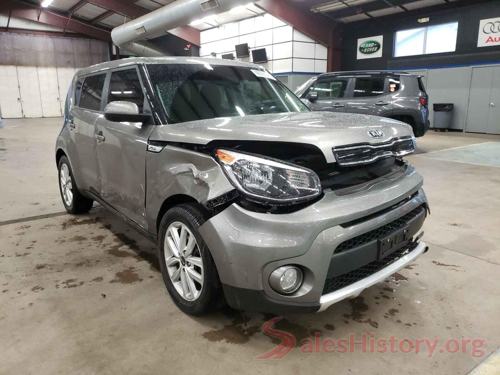 KNDJP3A59J7600696 2018 KIA SOUL