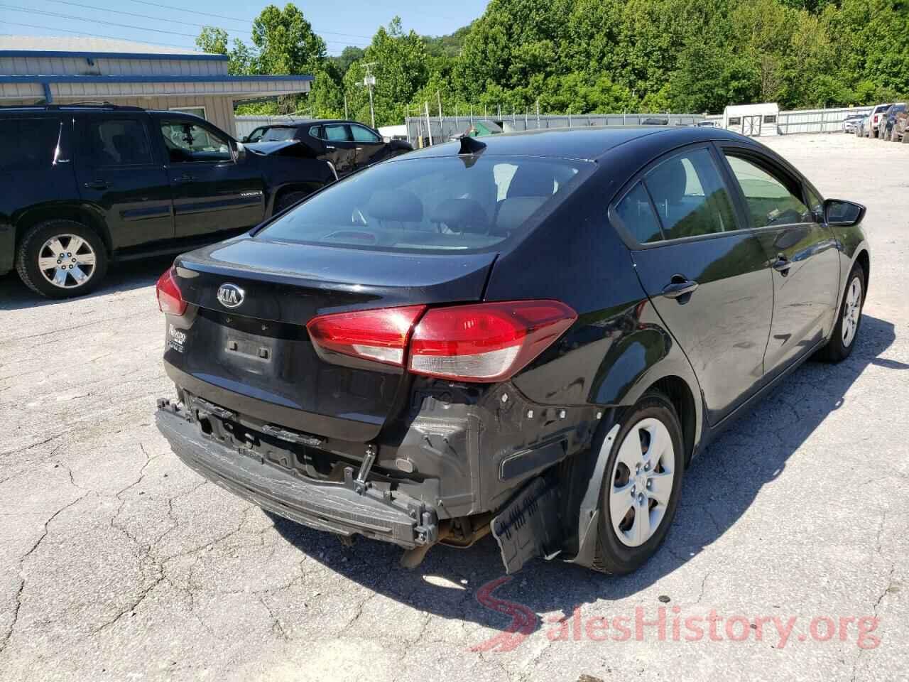 3KPFK4A78HE076785 2017 KIA FORTE