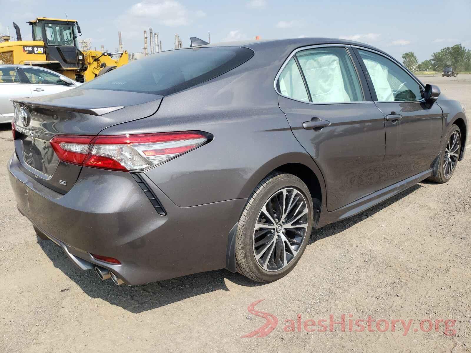 4T1B11HK4JU123520 2018 TOYOTA CAMRY