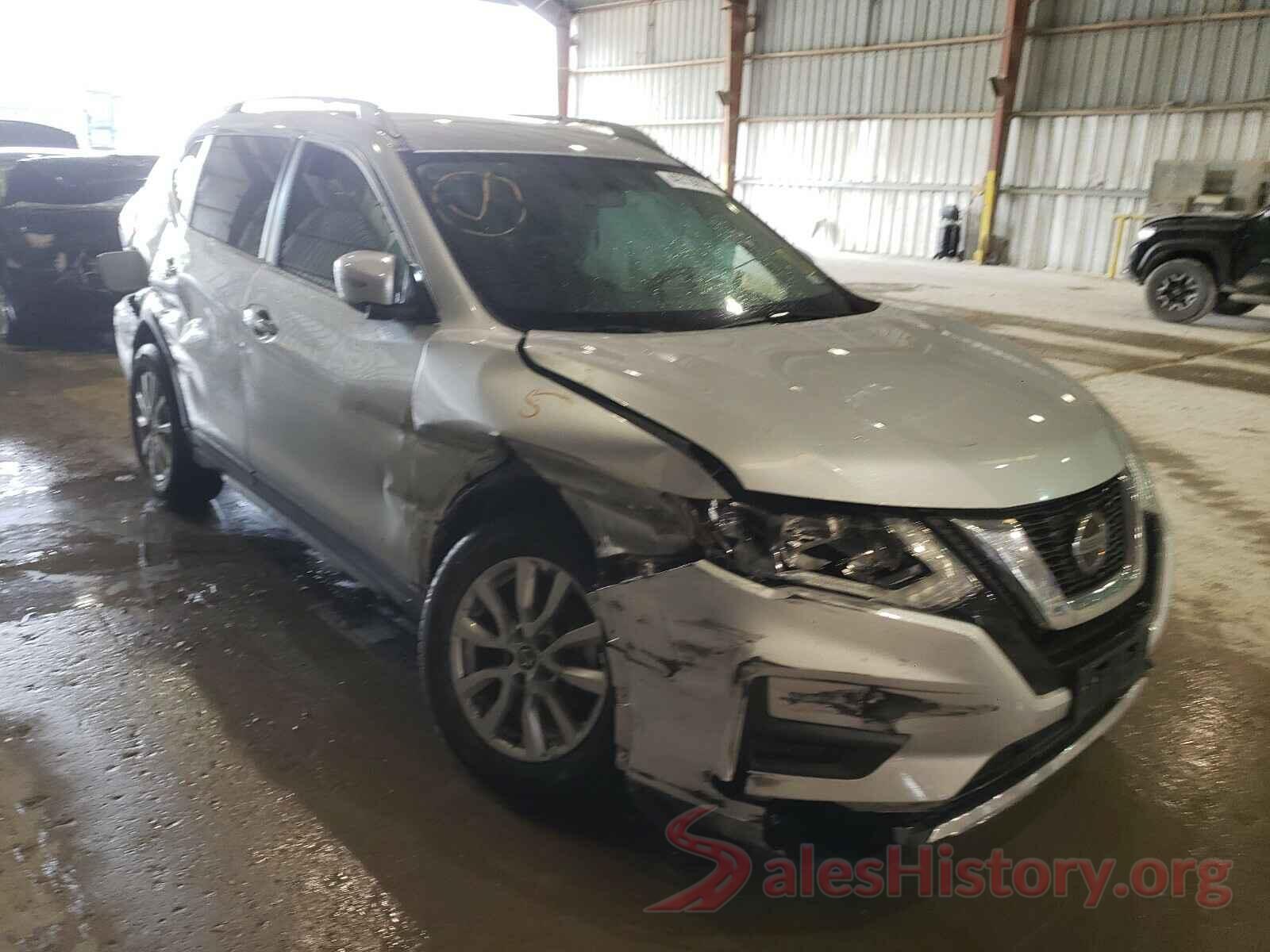 KNMAT2MT1JP593744 2018 NISSAN ROGUE