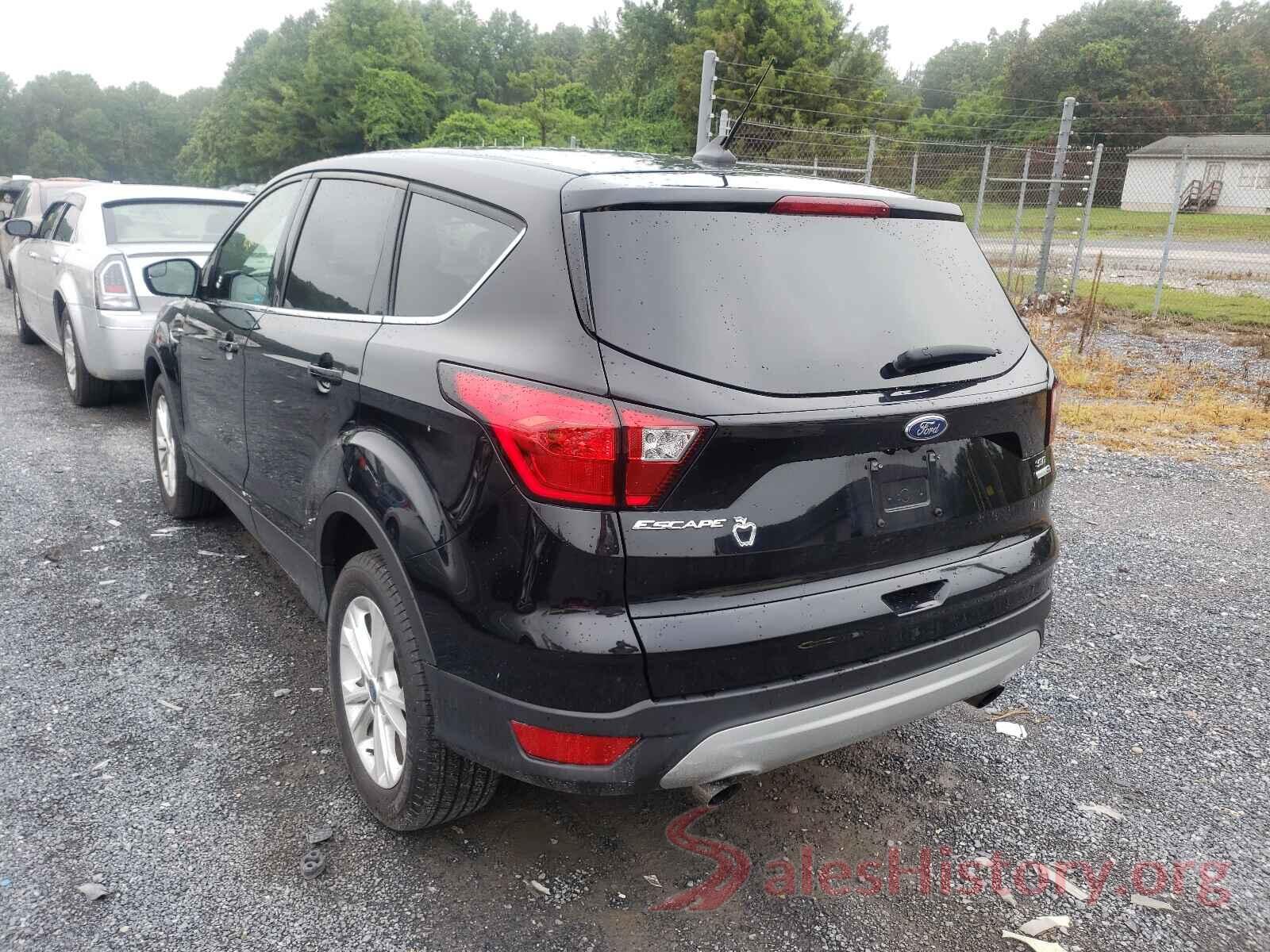 1FMCU9GD9KUB44717 2019 FORD ESCAPE