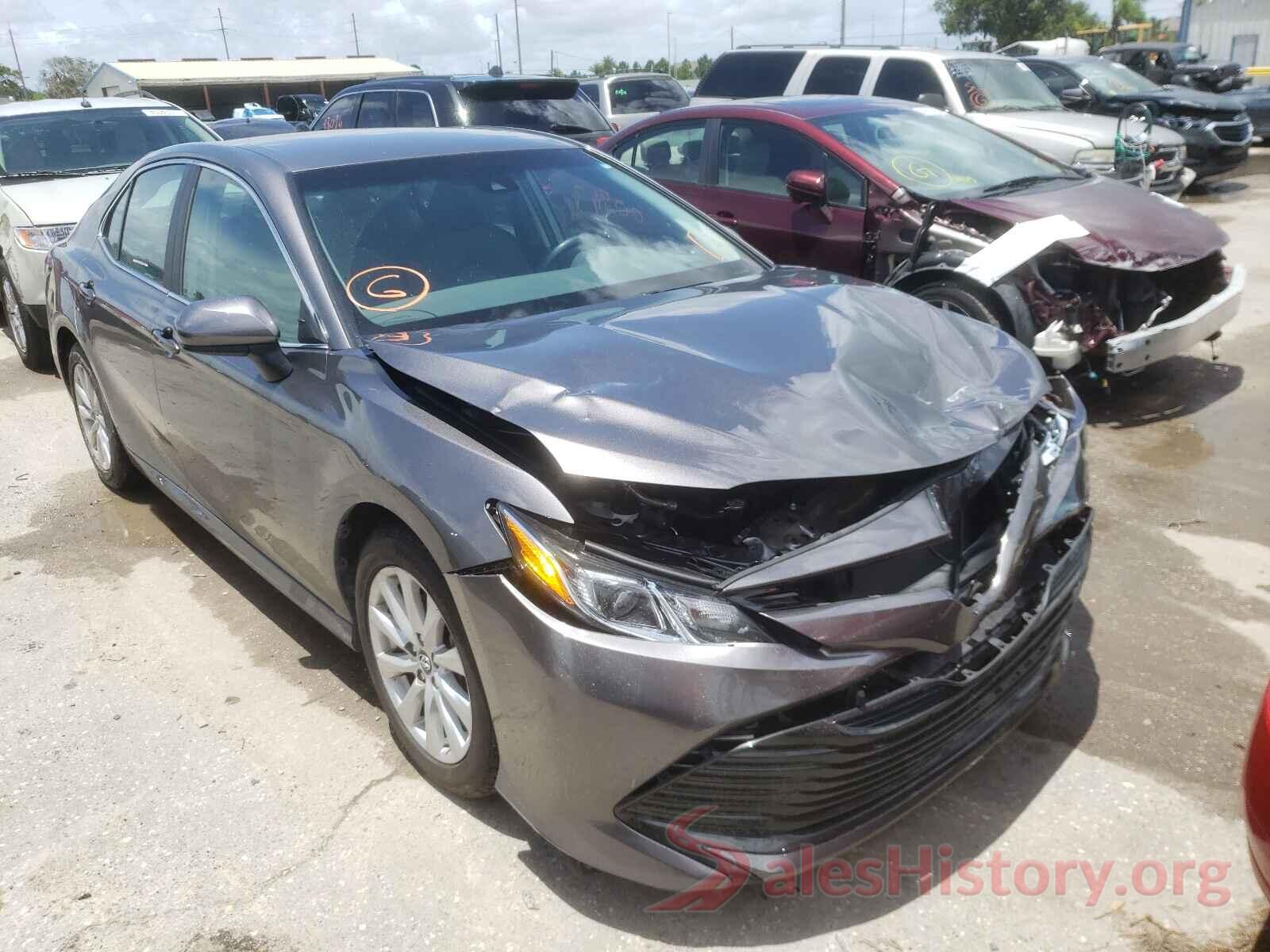 4T1B11HK1JU636966 2018 TOYOTA CAMRY