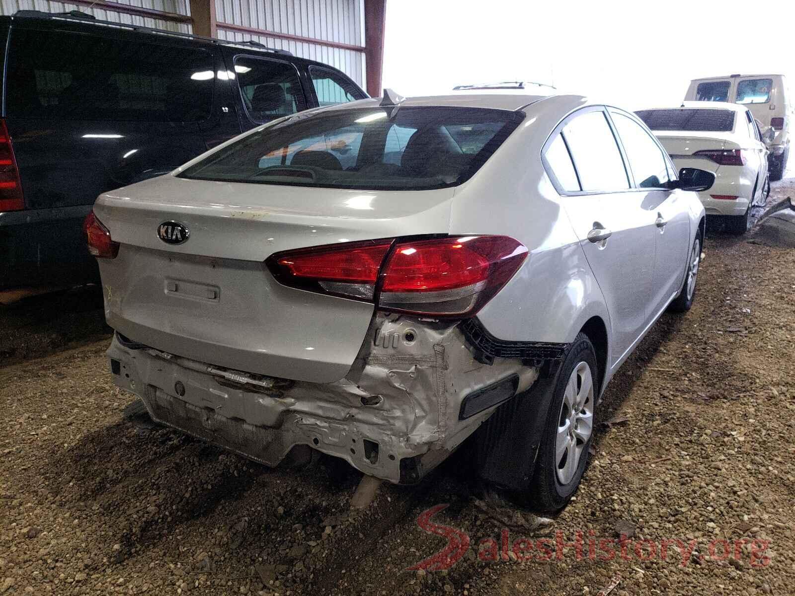 3KPFK4A72JE228100 2018 KIA FORTE