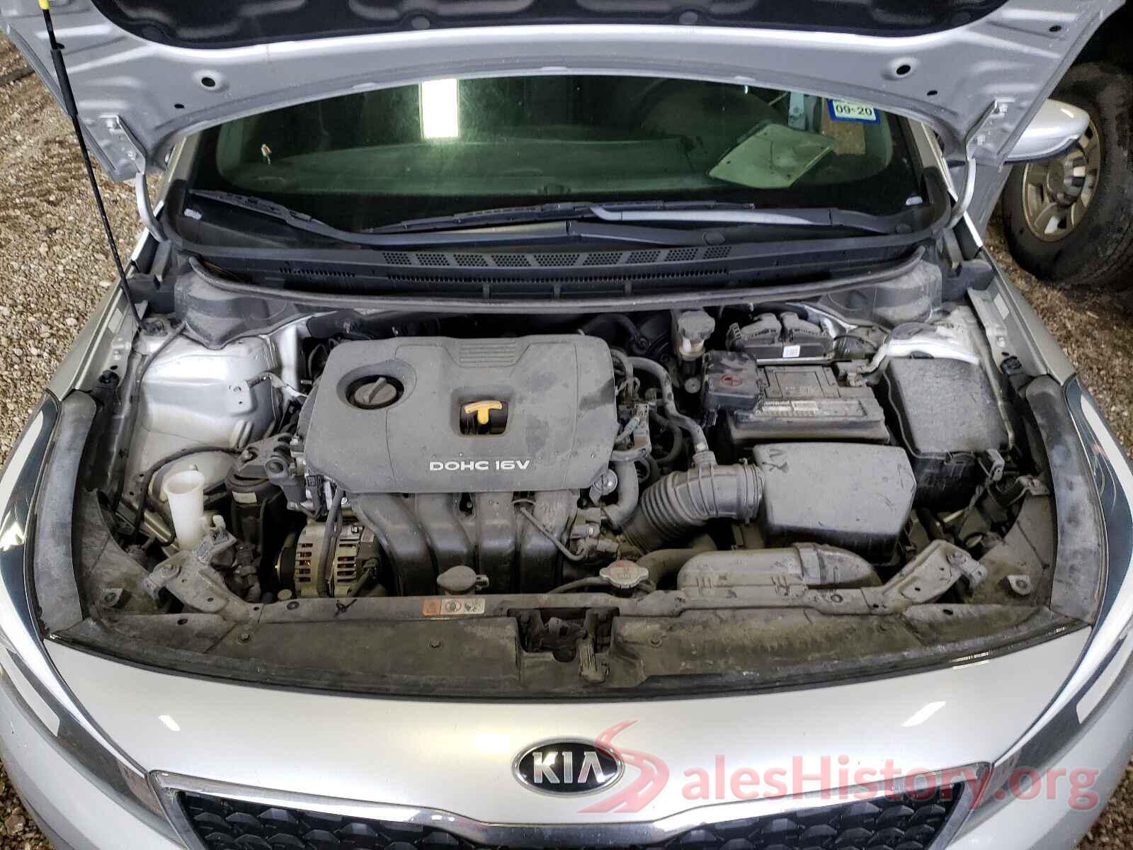 3KPFK4A72JE228100 2018 KIA FORTE