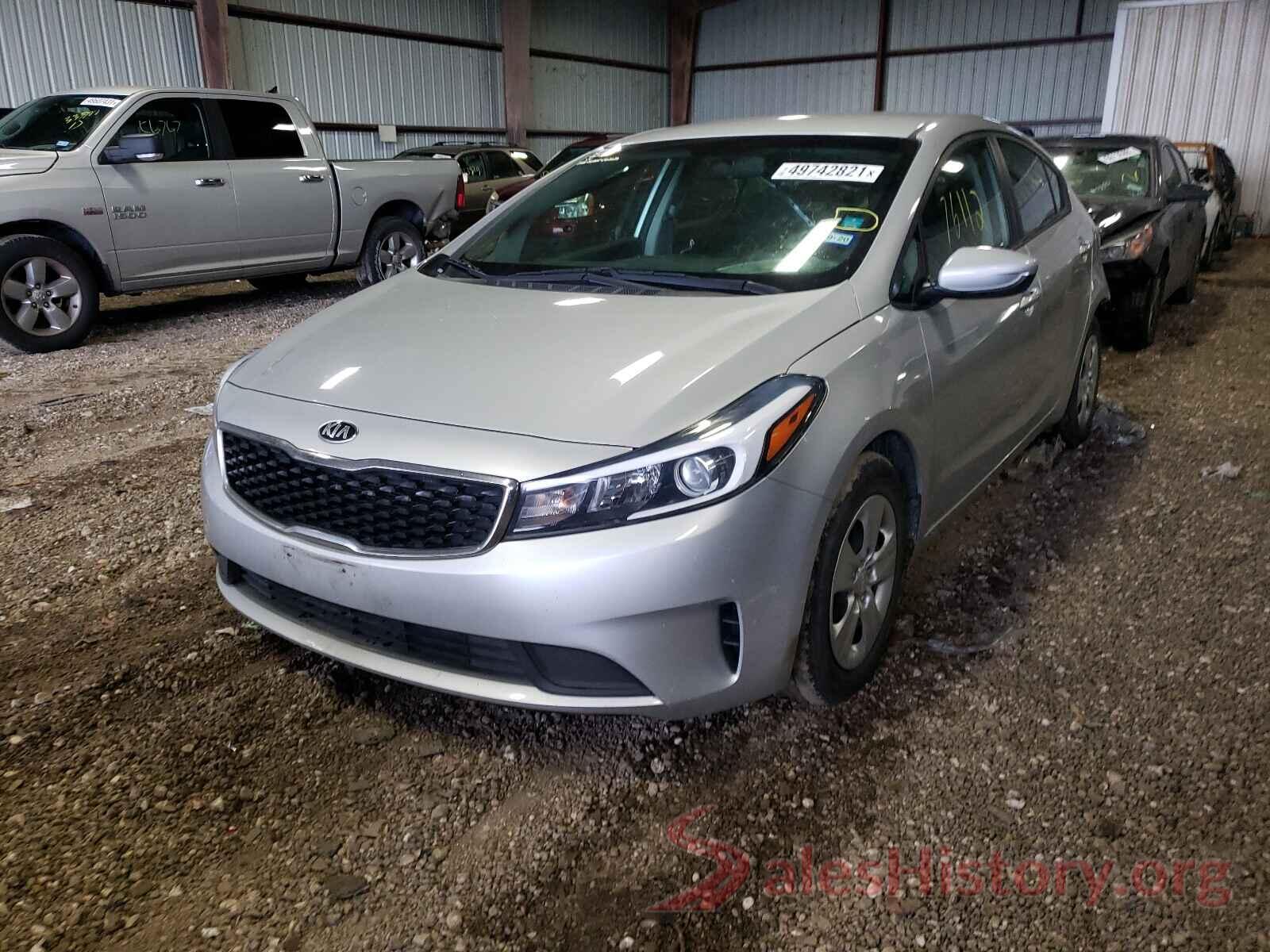 3KPFK4A72JE228100 2018 KIA FORTE