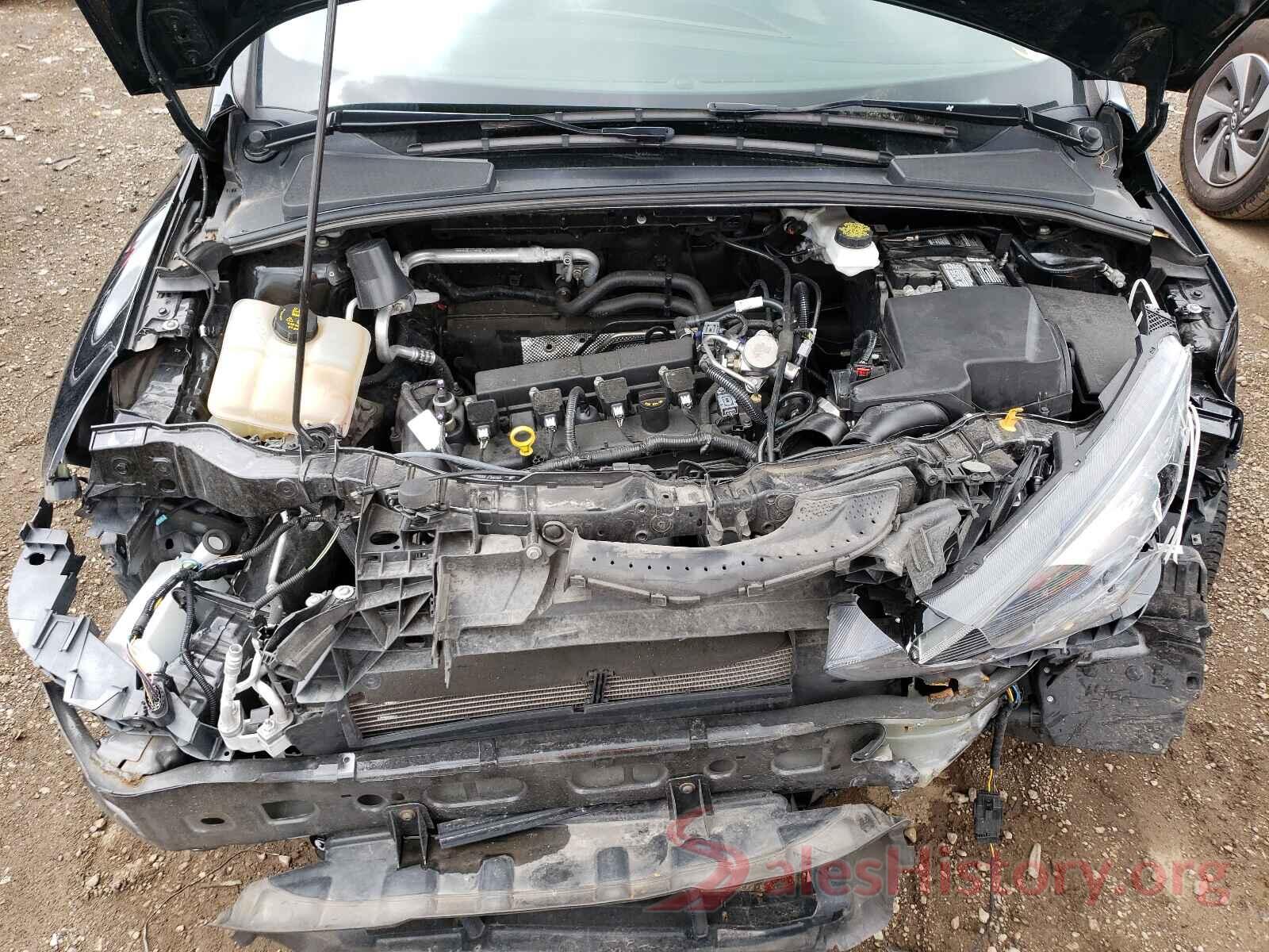 1FADP3H21JL300494 2018 FORD FOCUS