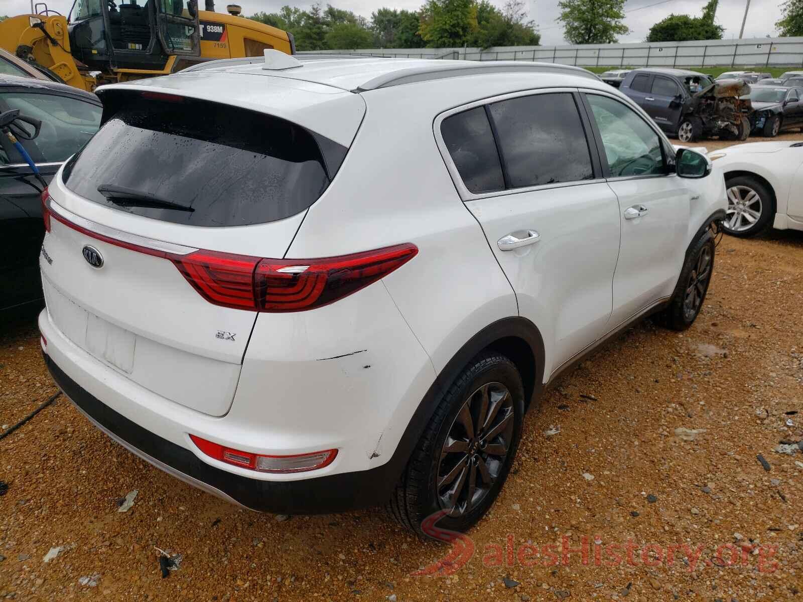 KNDPNCAC8J7410029 2018 KIA SPORTAGE