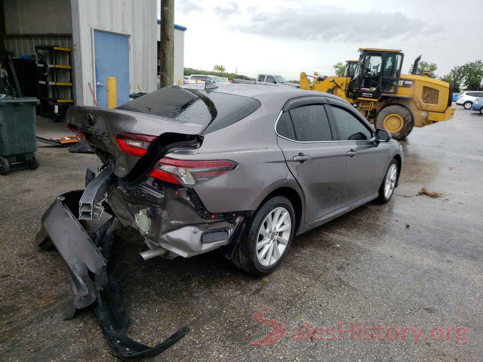 4T1C11AK2MU430557 2021 TOYOTA CAMRY