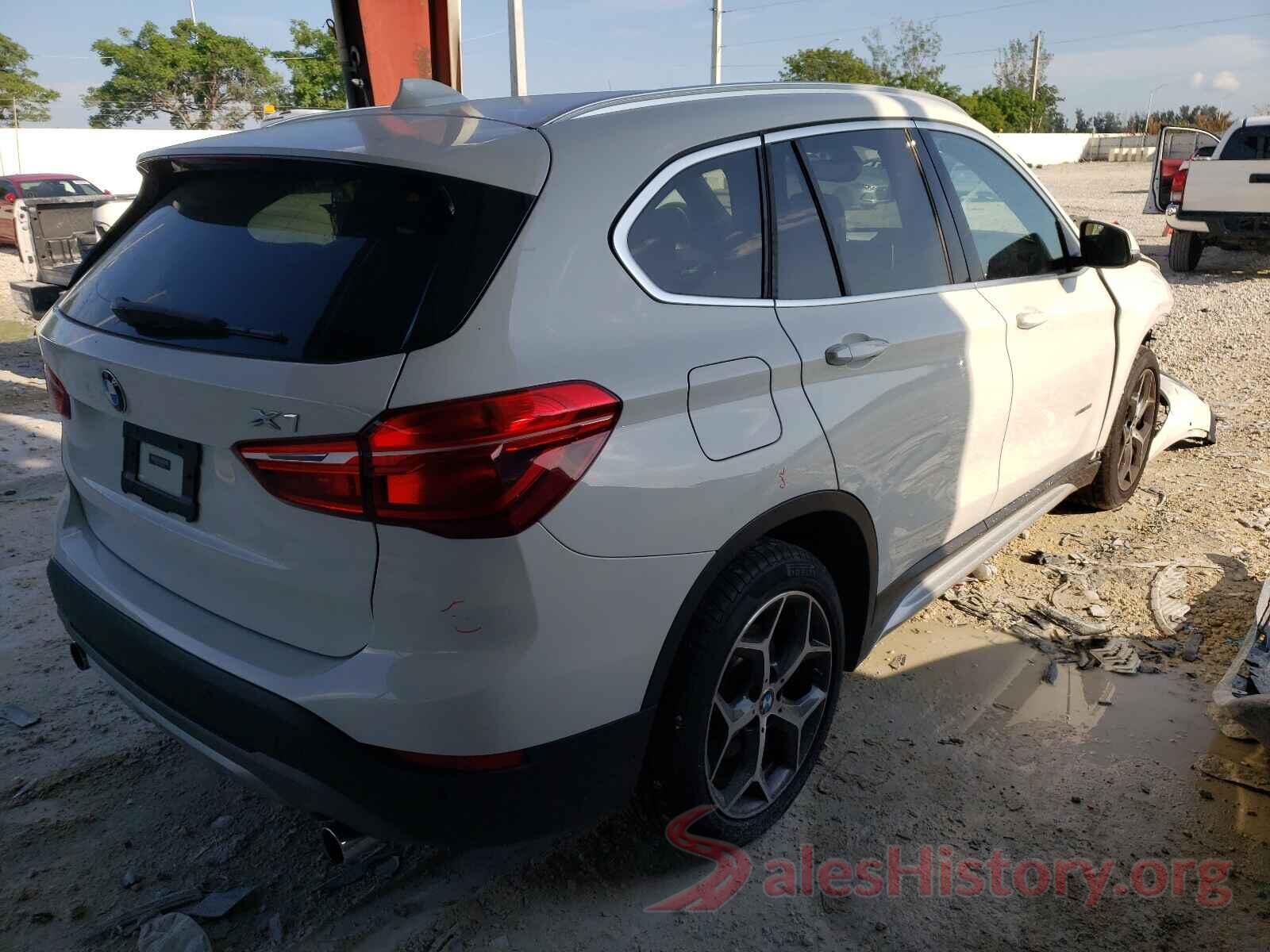 WBXHU7C33J5H43266 2018 BMW X1