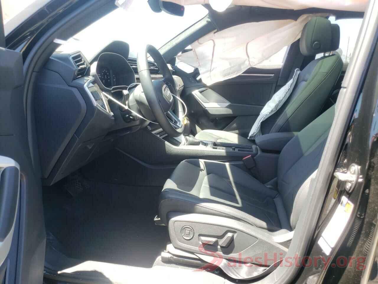 WA1EECF35L1110111 2020 AUDI Q3