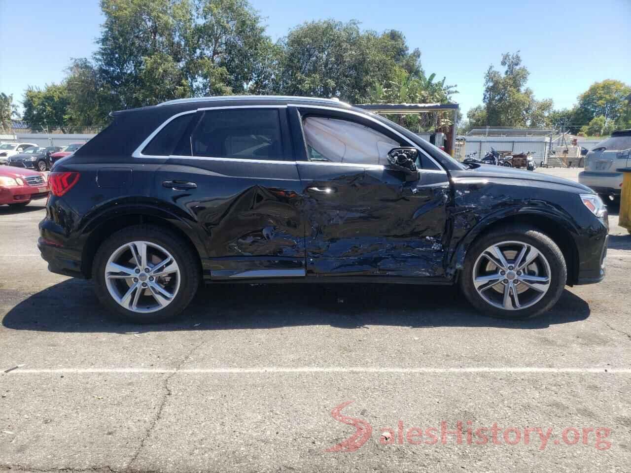 WA1EECF35L1110111 2020 AUDI Q3