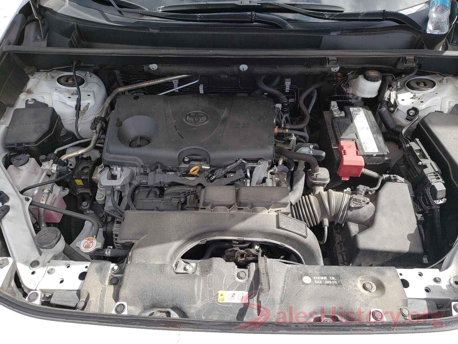 2T3H1RFV5KW049216 2019 TOYOTA RAV4