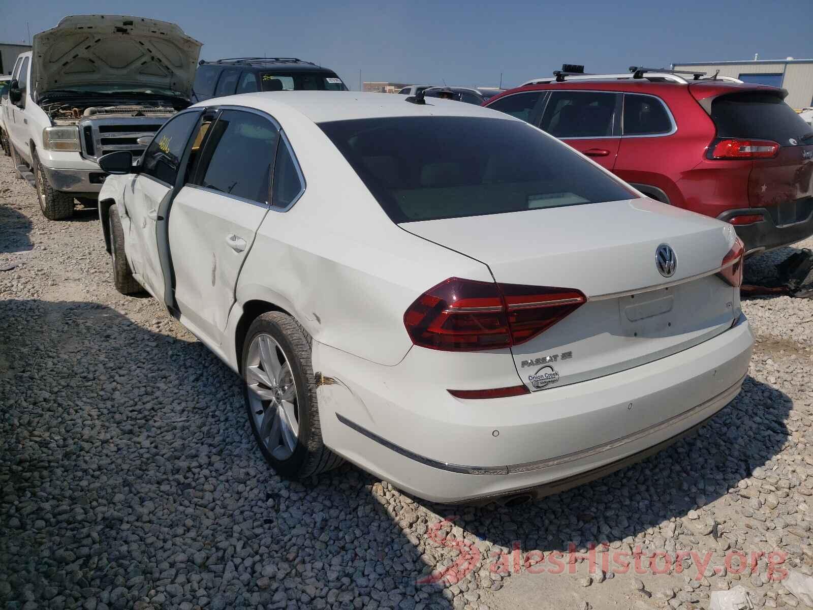 1VWBA7A32JC012039 2018 VOLKSWAGEN PASSAT