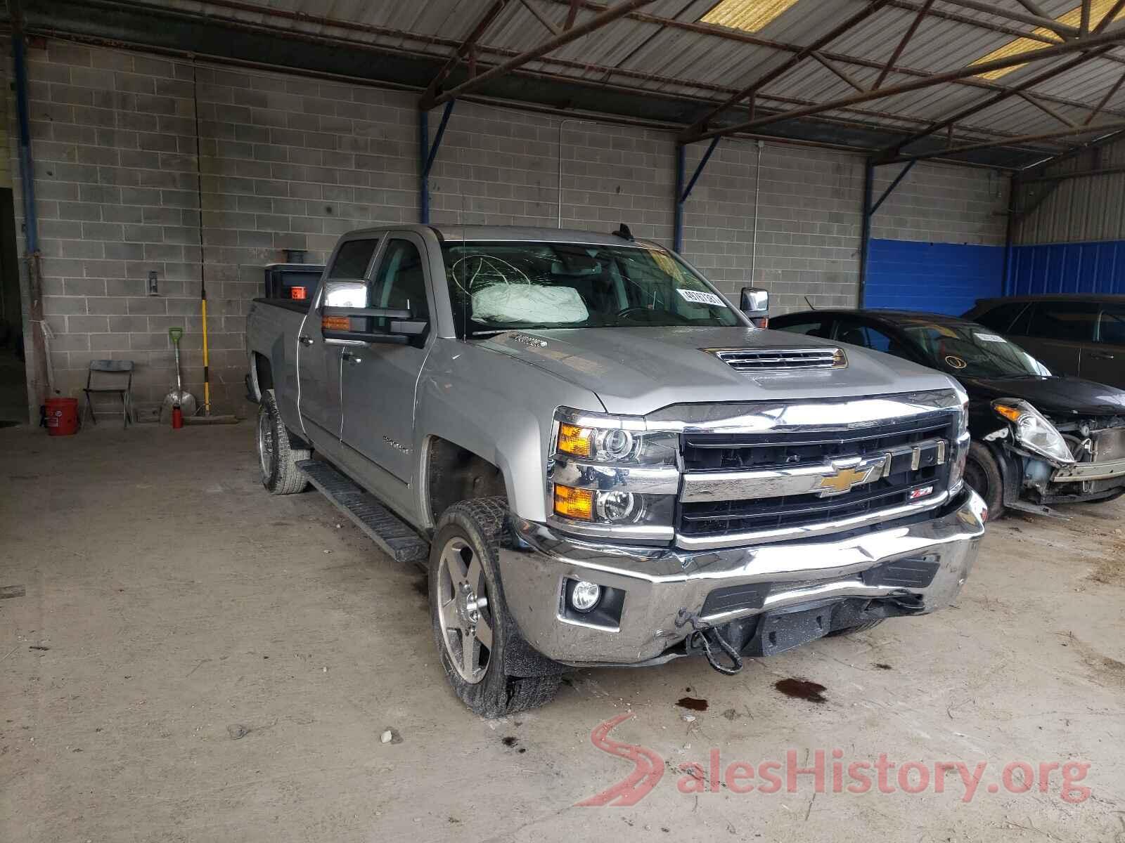 1GC1KWEY8JF189706 2018 CHEVROLET SILVERADO