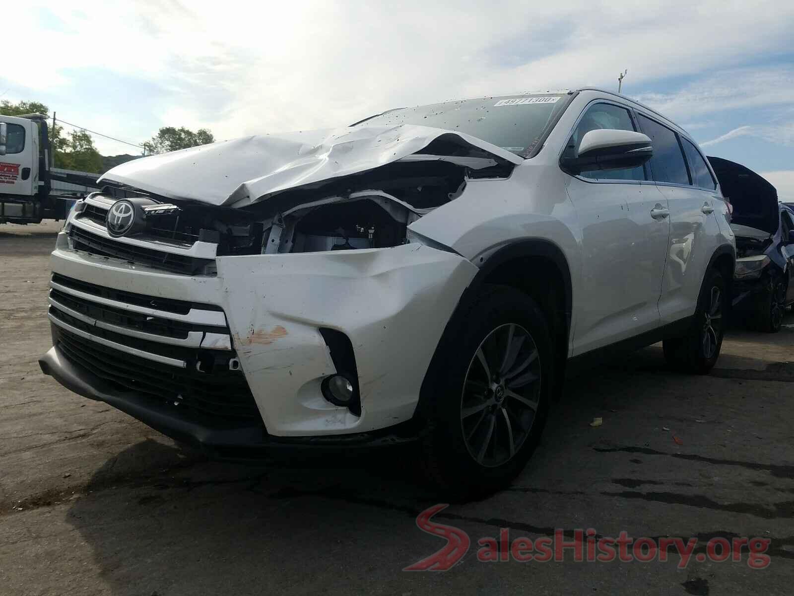 5TDKZRFH8KS349195 2019 TOYOTA HIGHLANDER