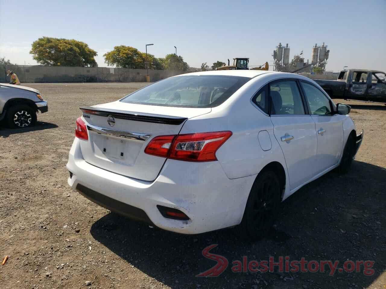 3N1AB7AP3JY271745 2018 NISSAN SENTRA