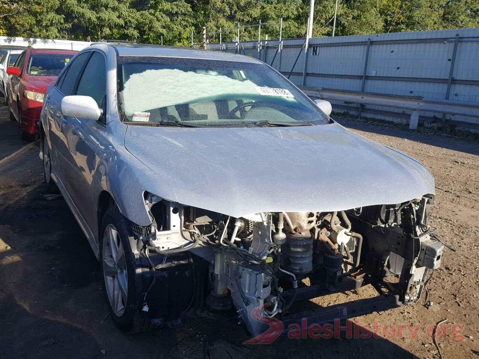 4T1BF3EK3BU726686 2011 TOYOTA CAMRY BASE